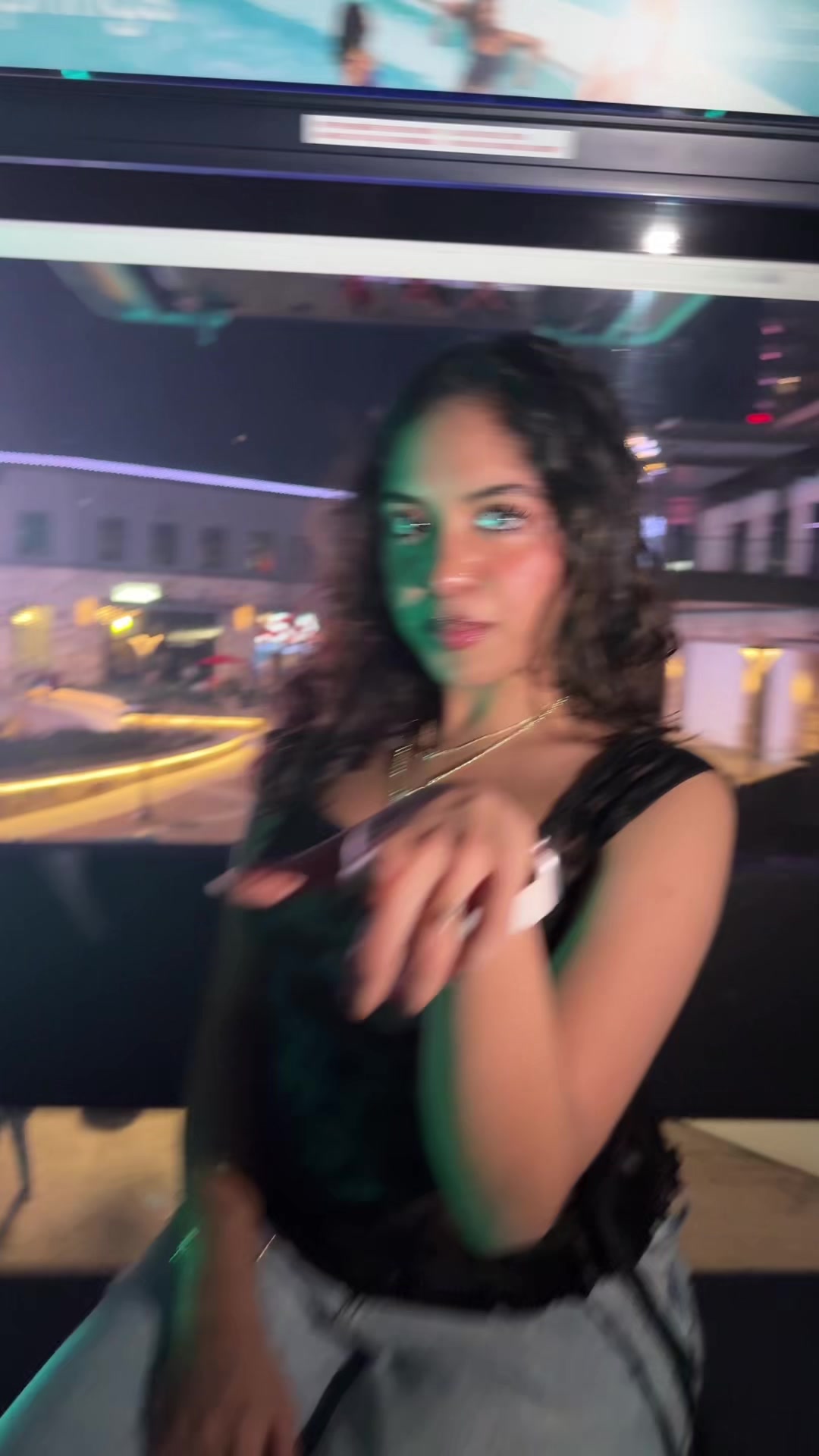 @️