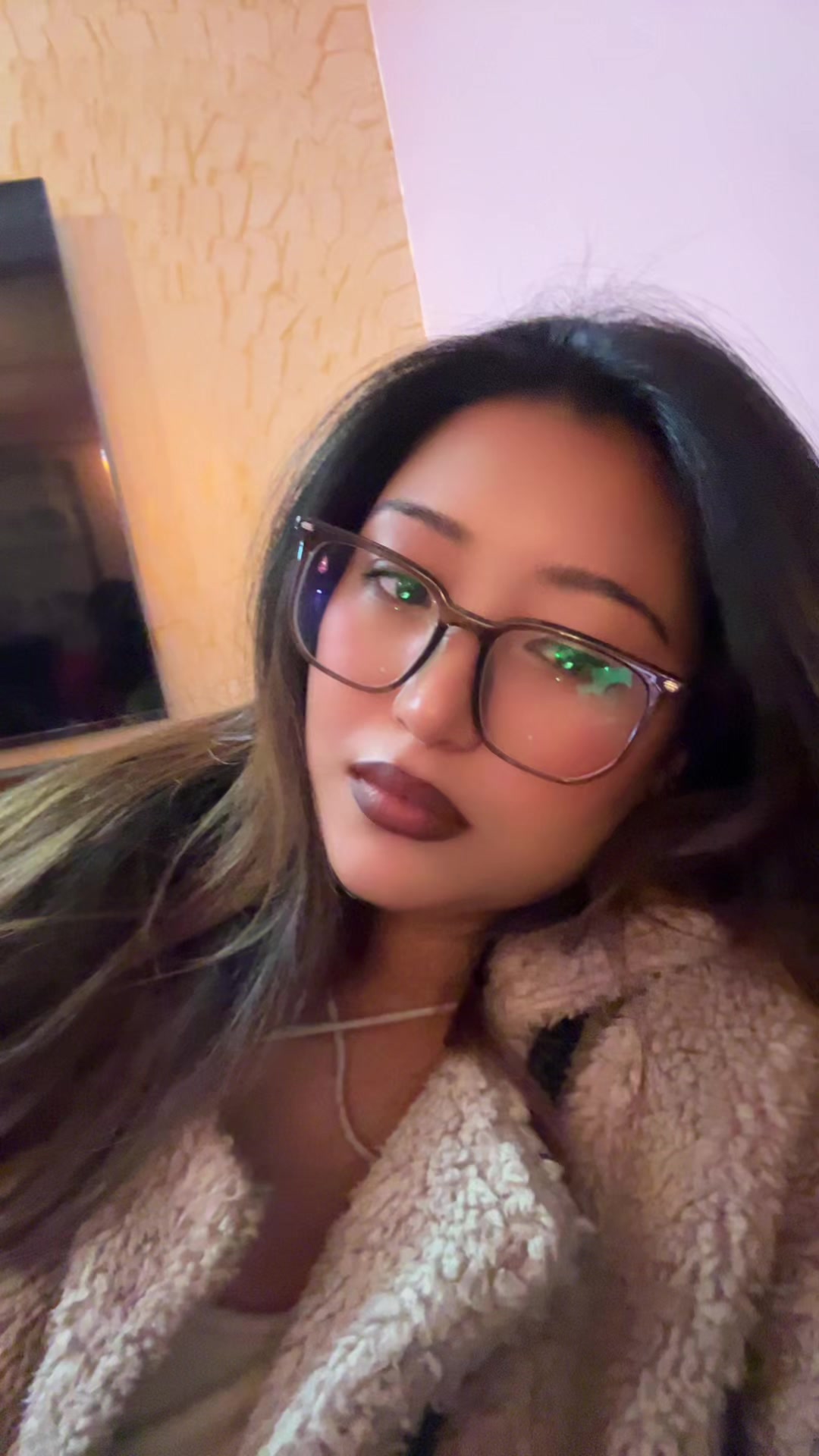 @<3