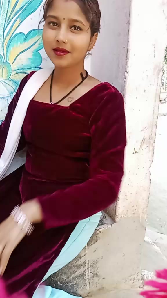 @Saptari&hearts;️ Queen 👑💖👑