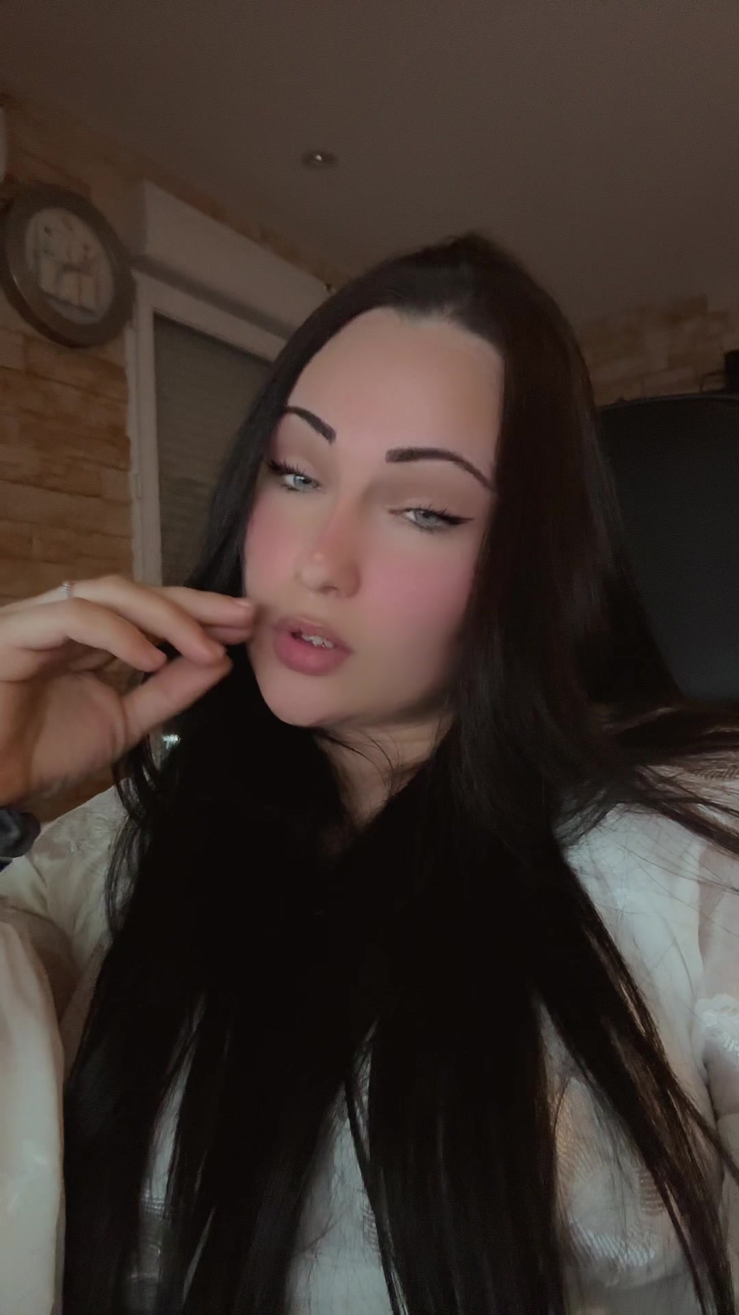 @𝒜𝓂𝒶𝓃𝒹𝒾𝓃ℯ