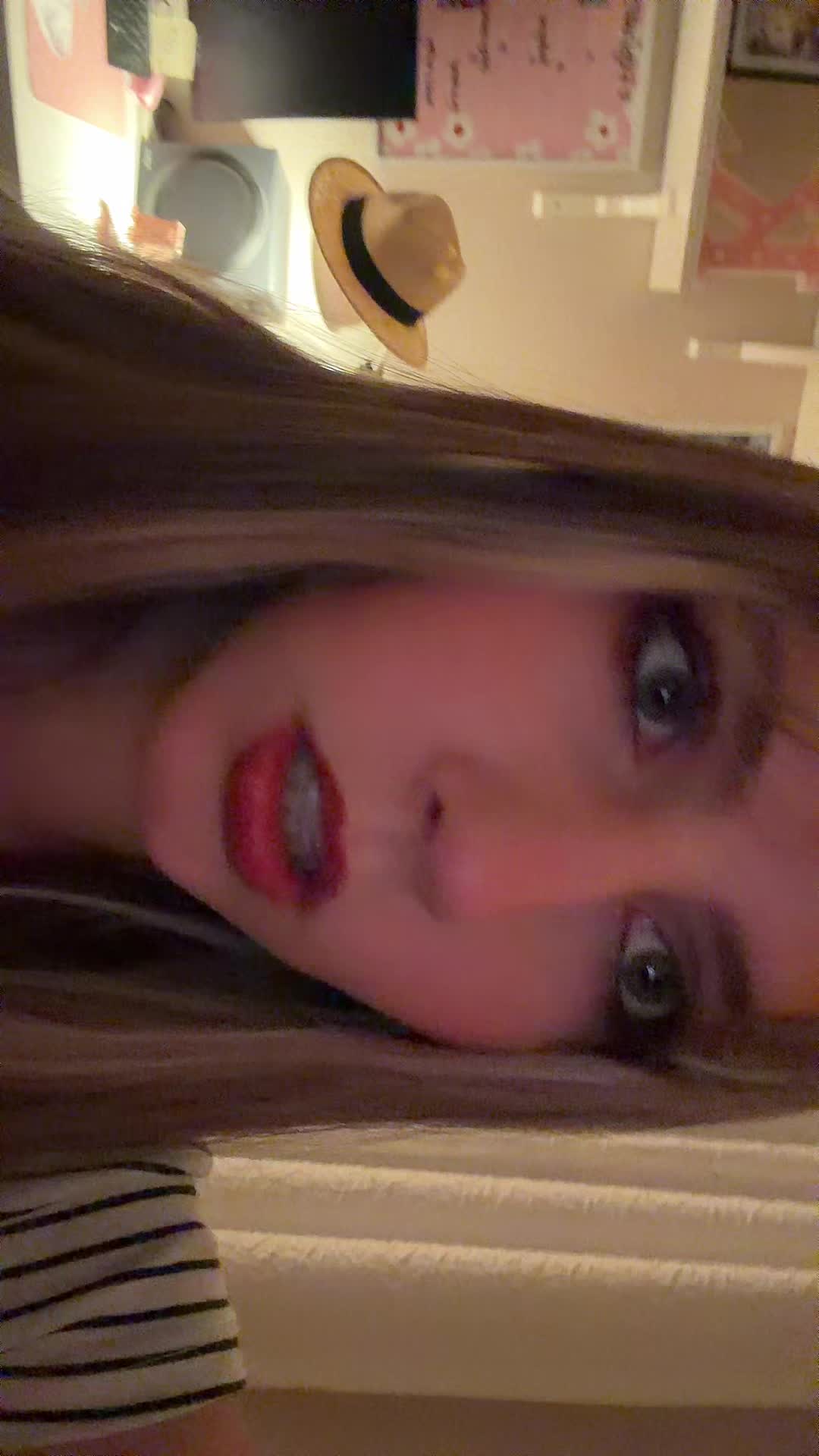 @kaitlyniskoolio