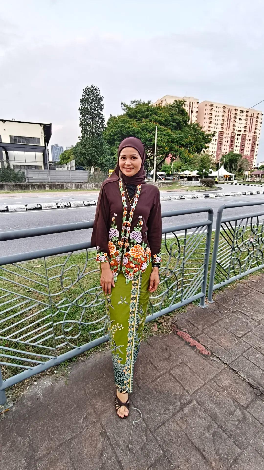 @Cik Roses 🌹