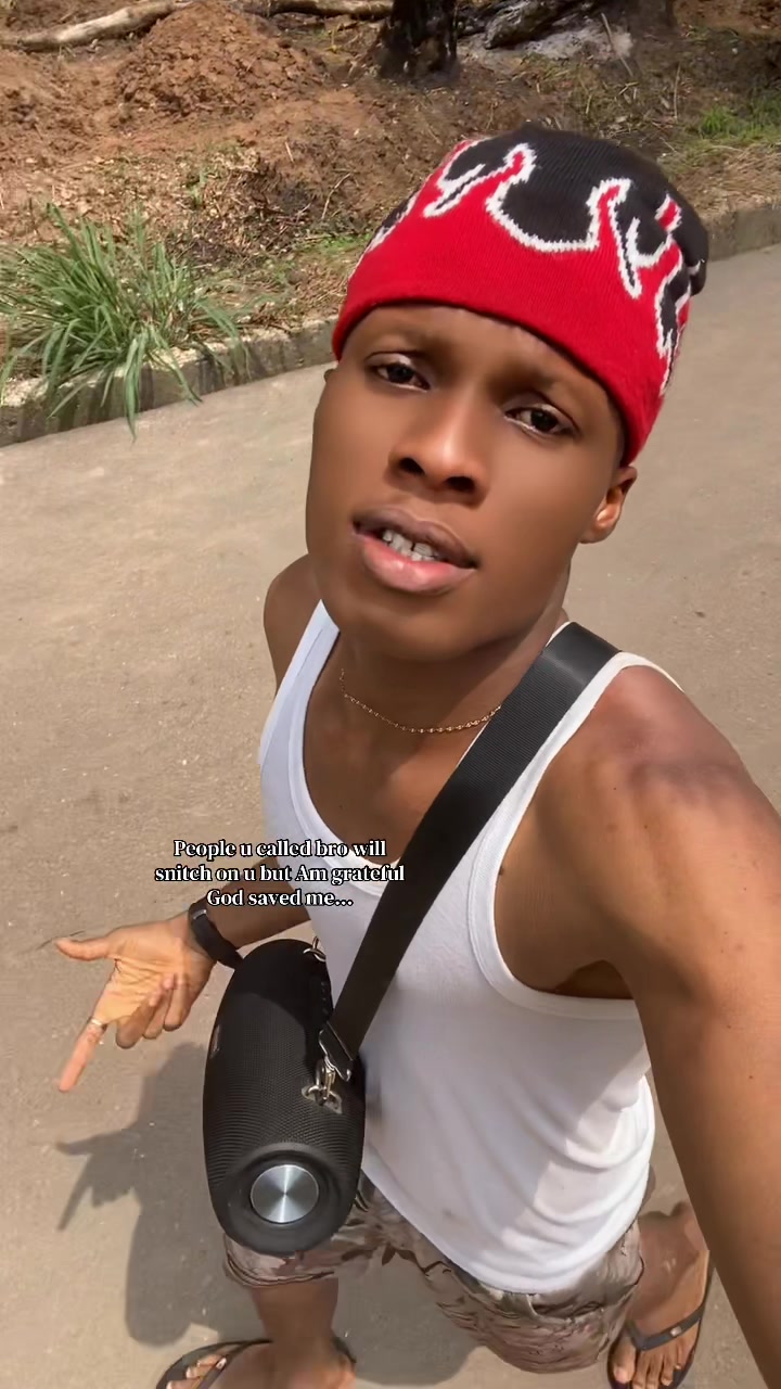 @𝘽𝙀𝙉𝙀𝘿𝙄𝘾𝙏 ✝️