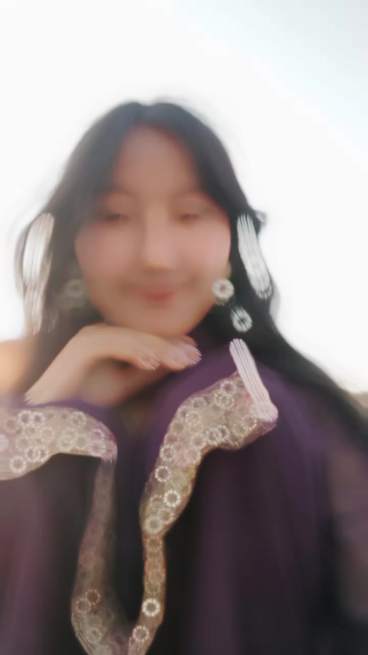 @Divyaaaa🫶