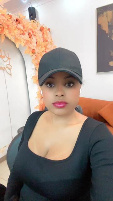 @Lindareign