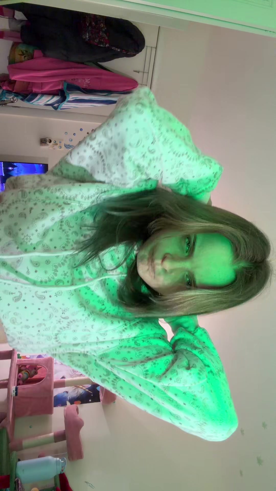 @lottiepoplottiepop