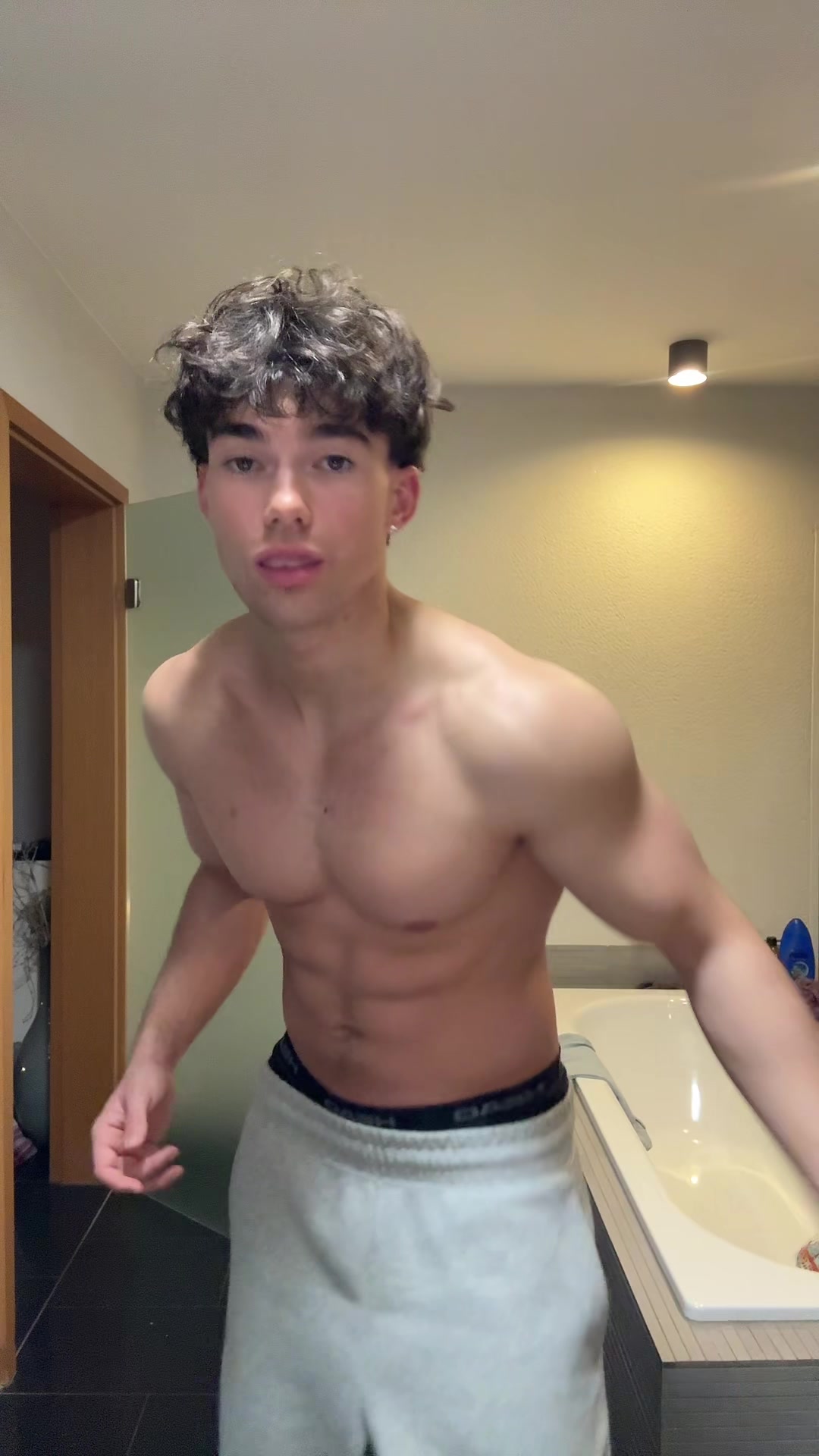 @Yani Kollmitzer