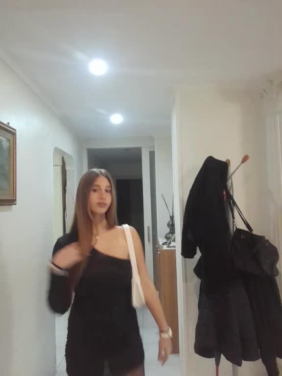 @𝑬𝒍𝒊𝒔𝒂💎