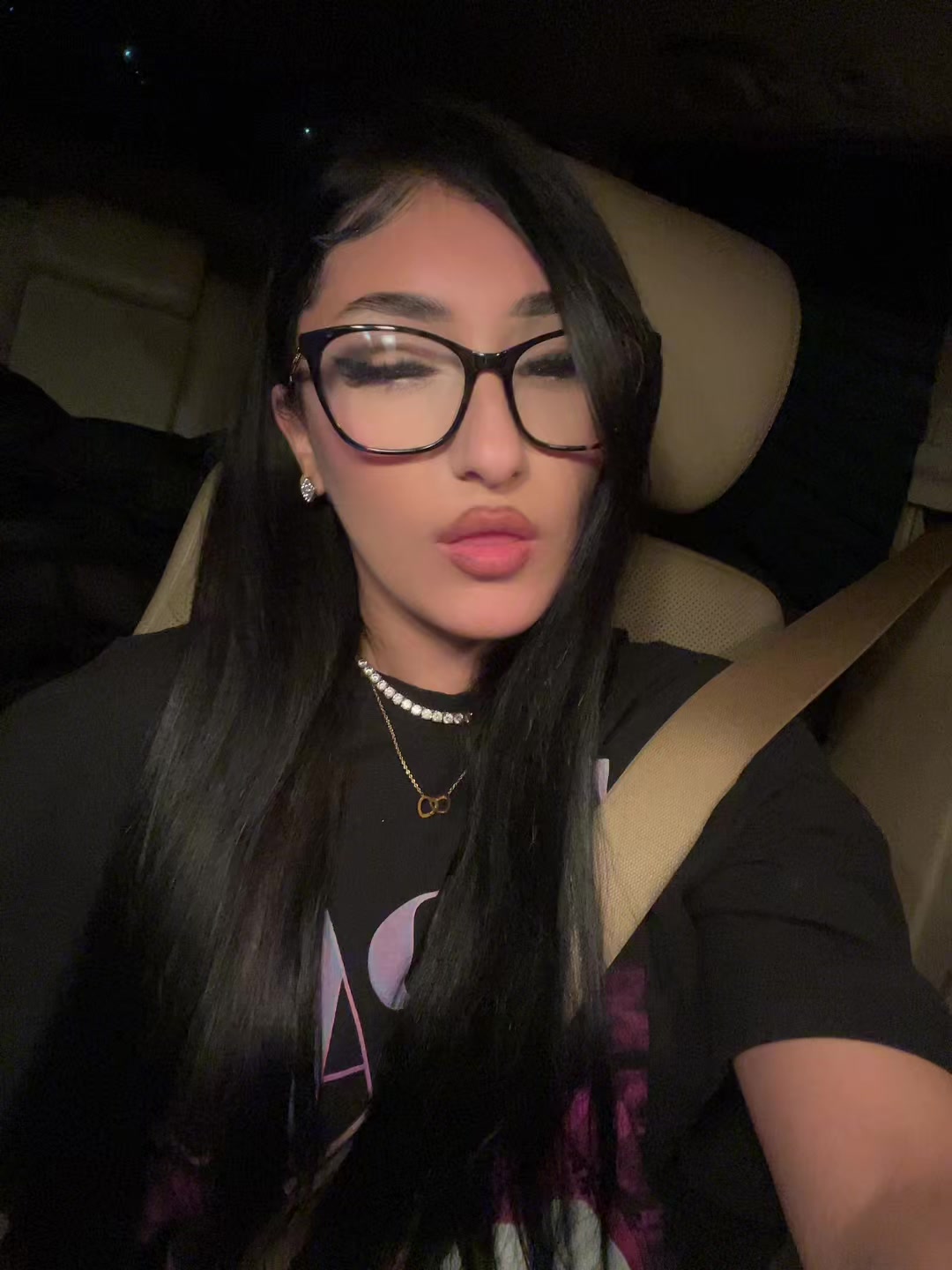 @Larissa Ioana