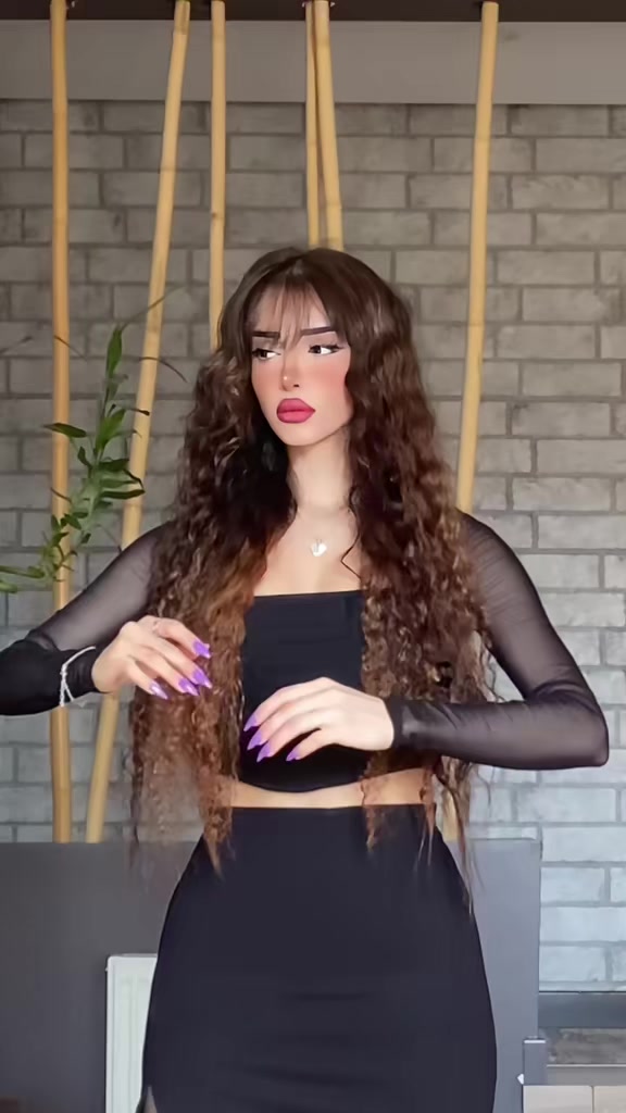 @emelrsho