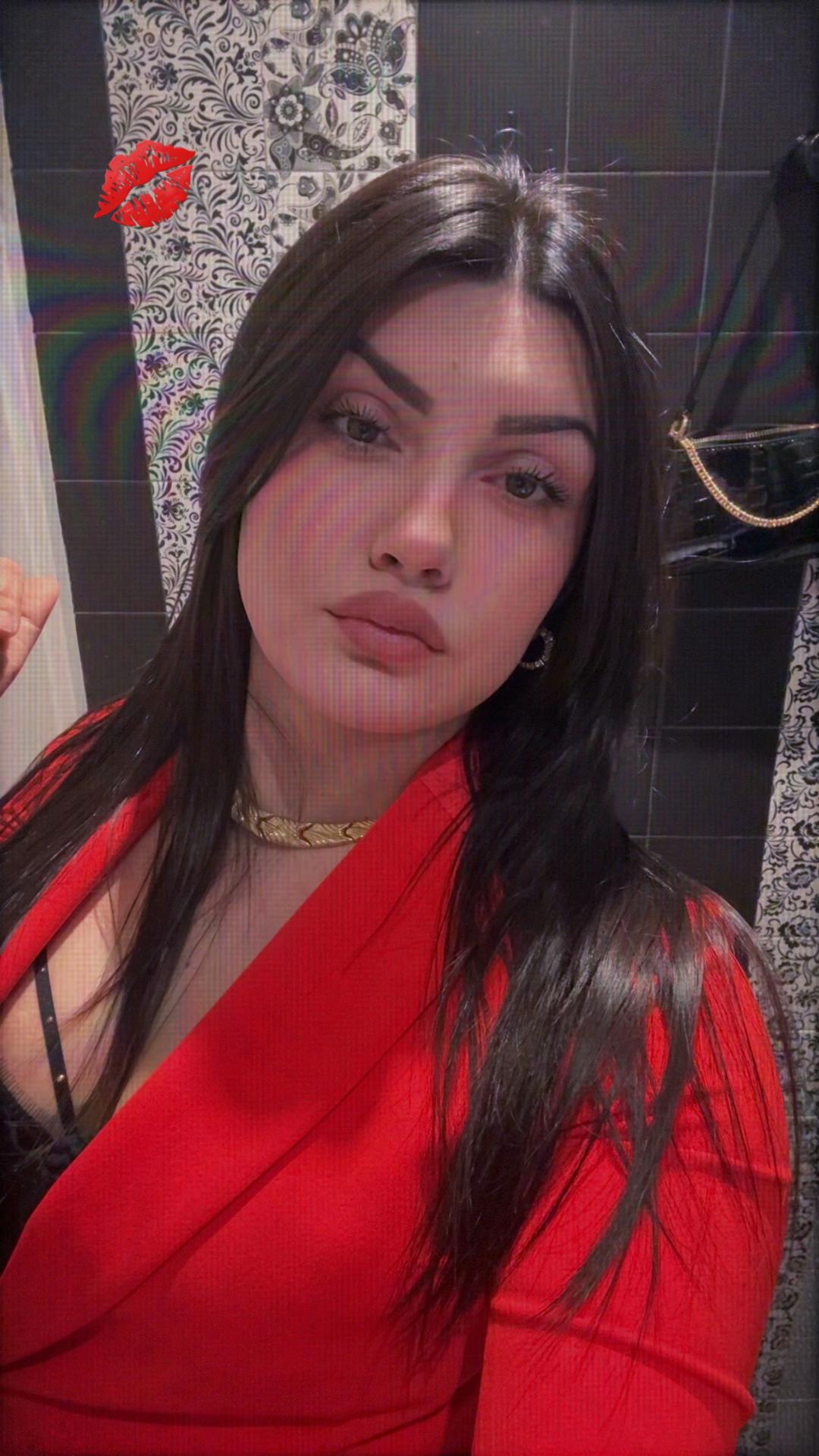 @Saracsm