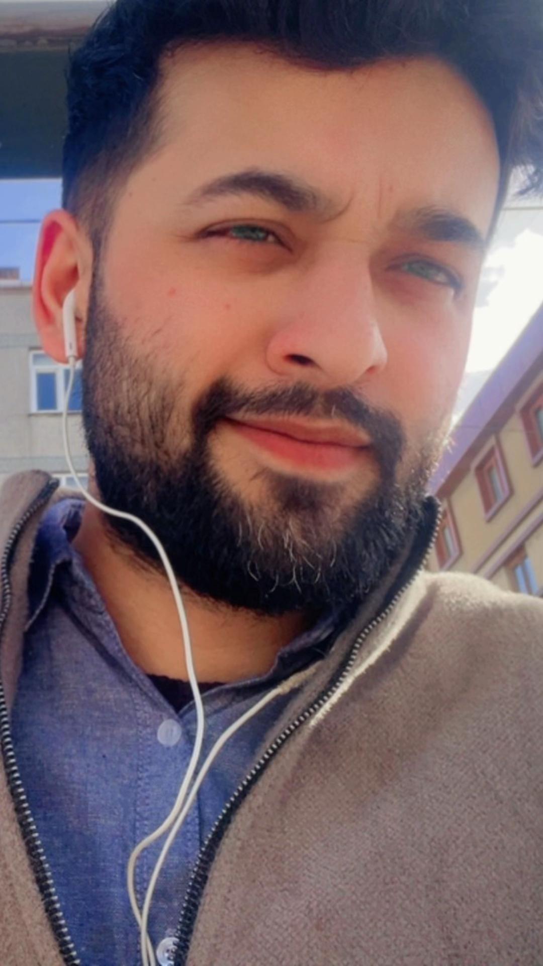 @علی 🕊 🇹🇷