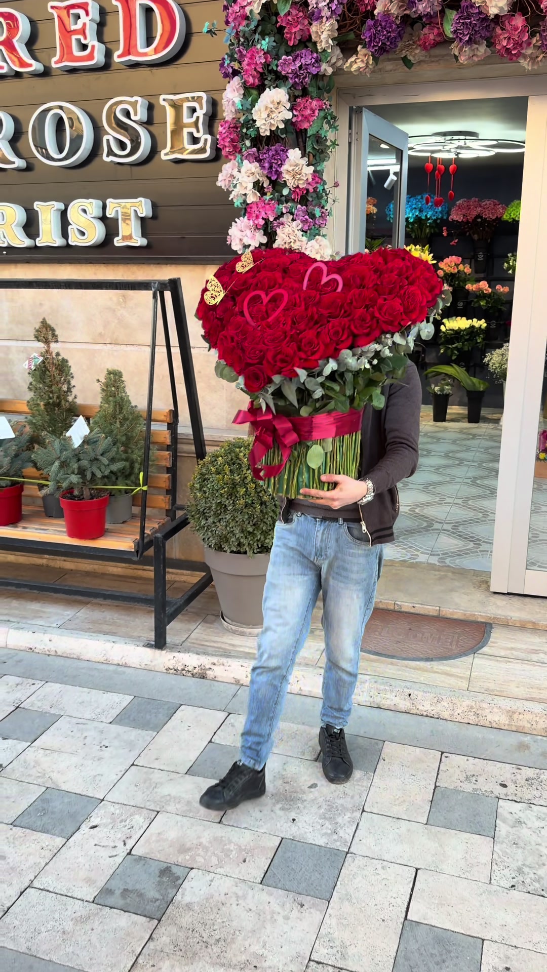 @redrose.az