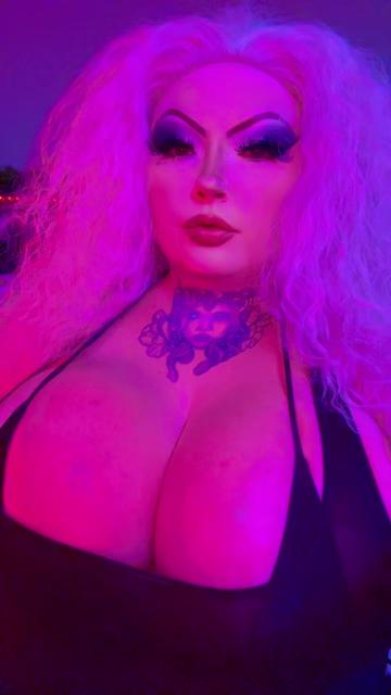 @TinyRaineStorm