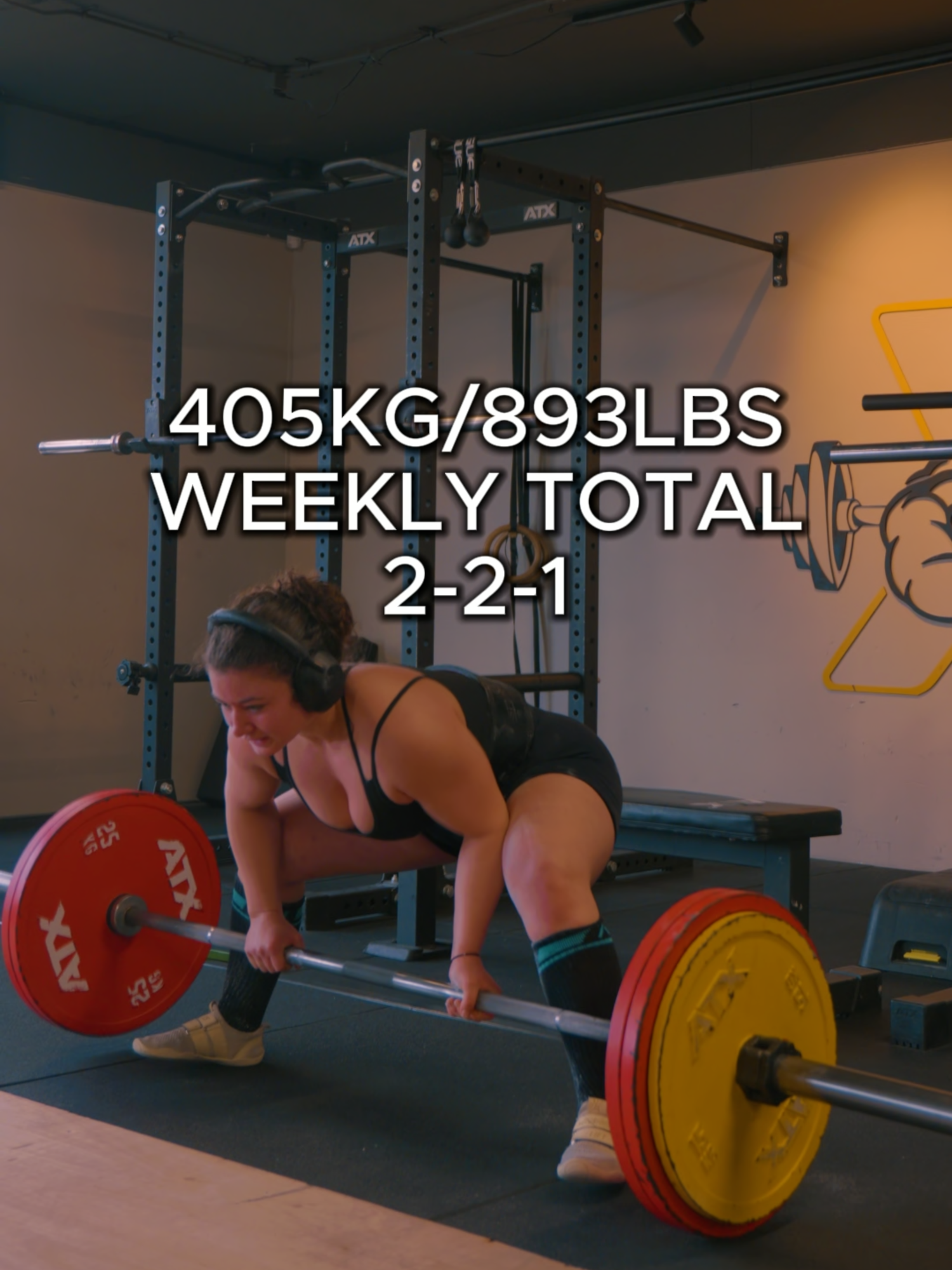 @elise_powerlifts
