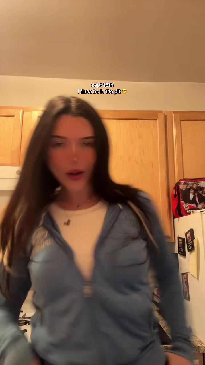 @bella