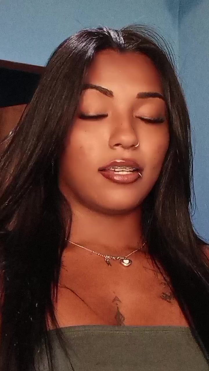@taynasoares💜