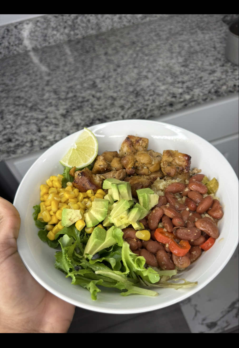 @DiningWithDeionne