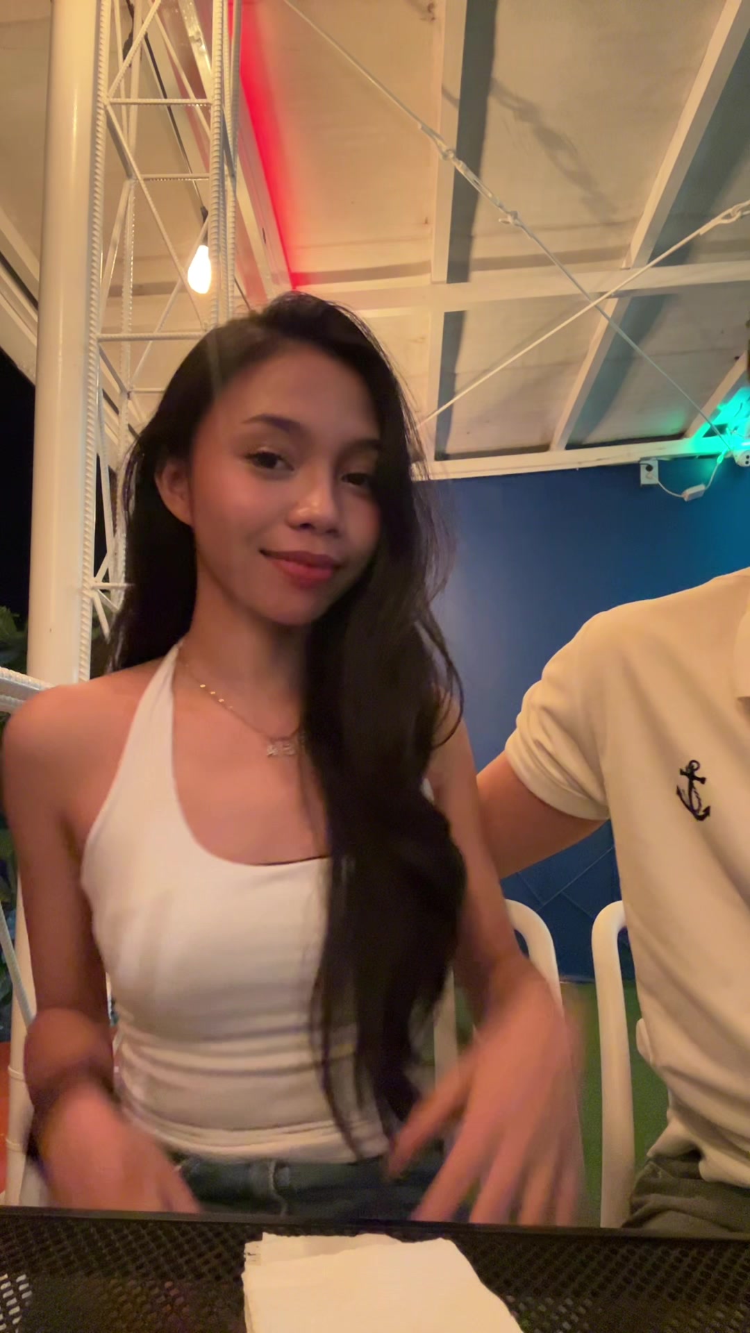 @blueee