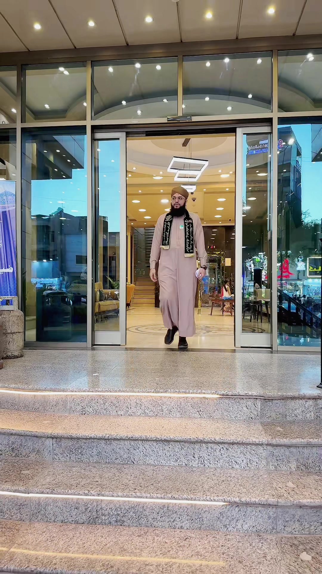 @Hafiz Tahir Qadri