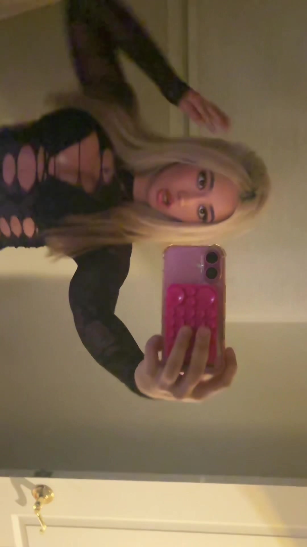 @MINKSTER