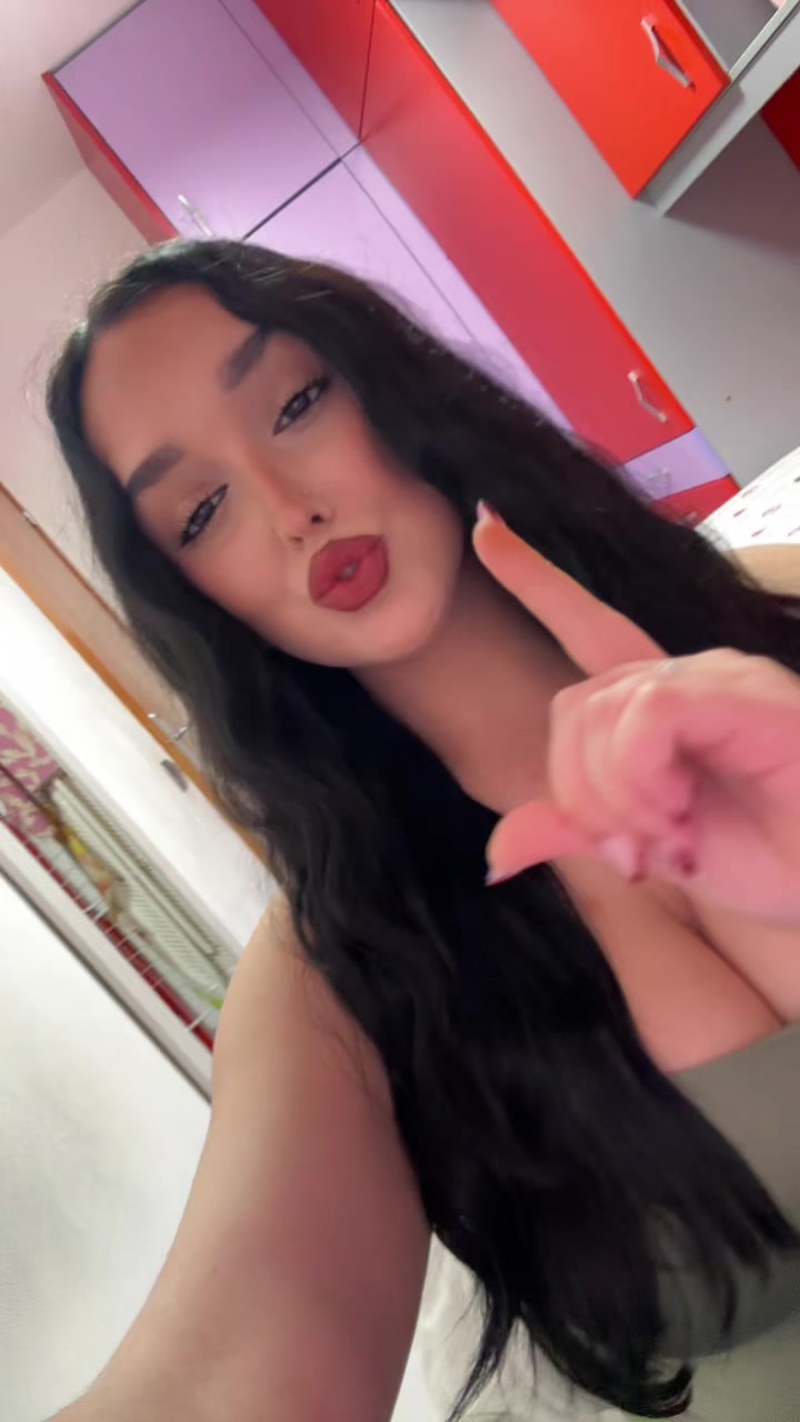 @yeniamartiiin