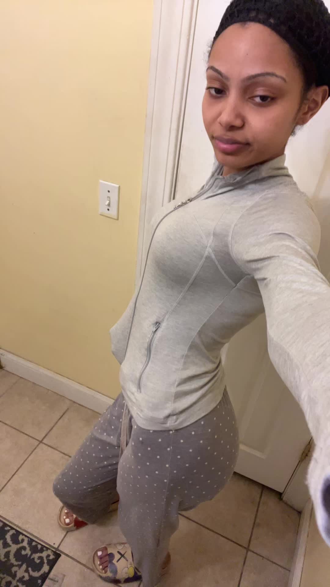 @️