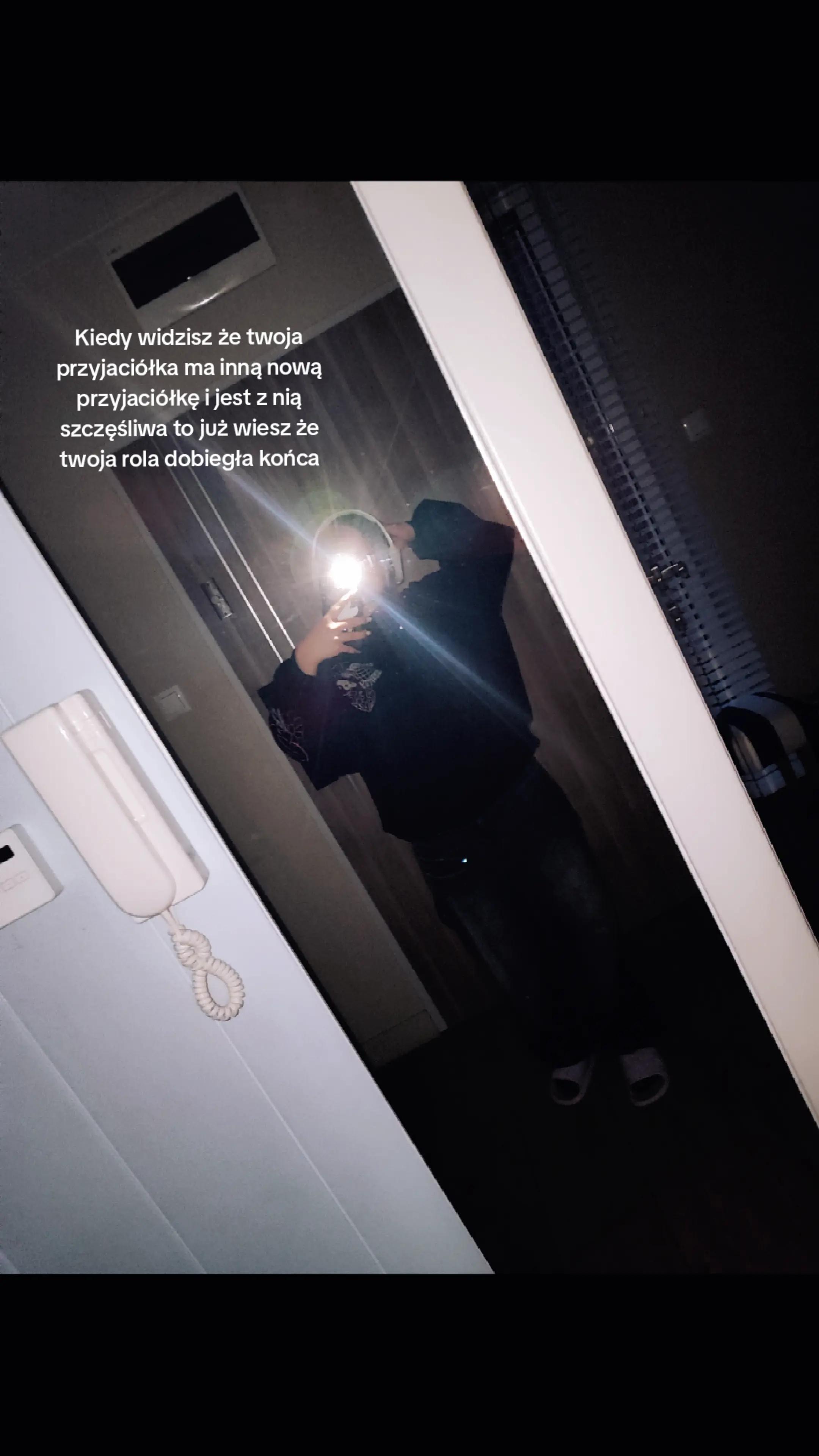 @😈🎧📱💤🥊🥊😭😡🥺💯🔥😻😻🖕✌️