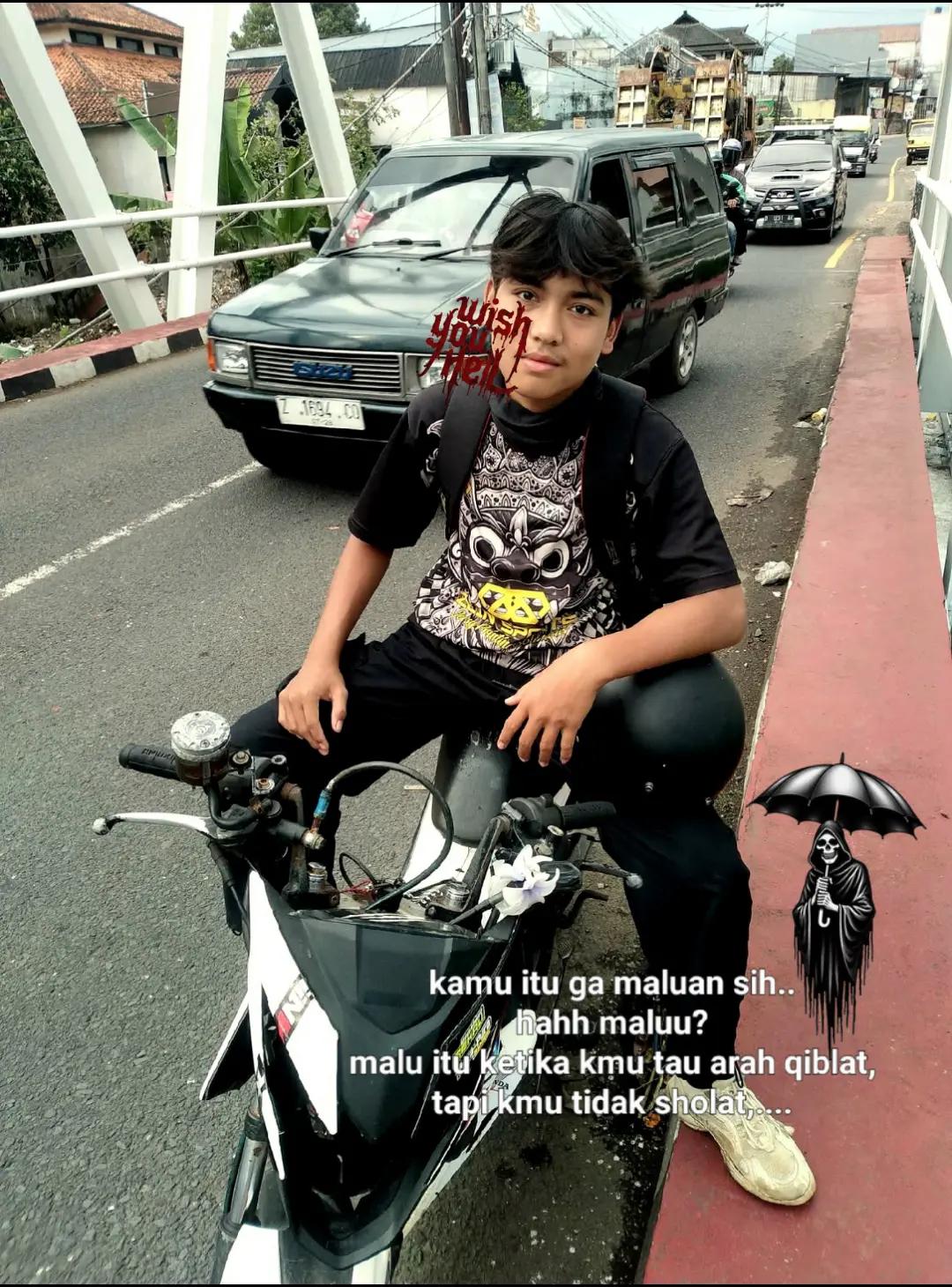 @galawgenz_>