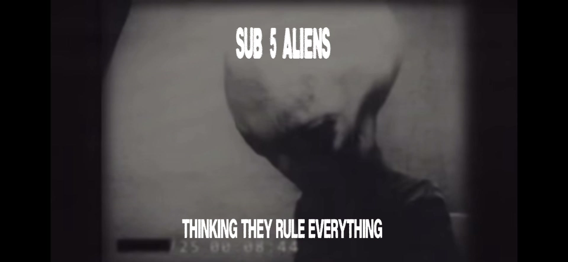 @GŁÜB