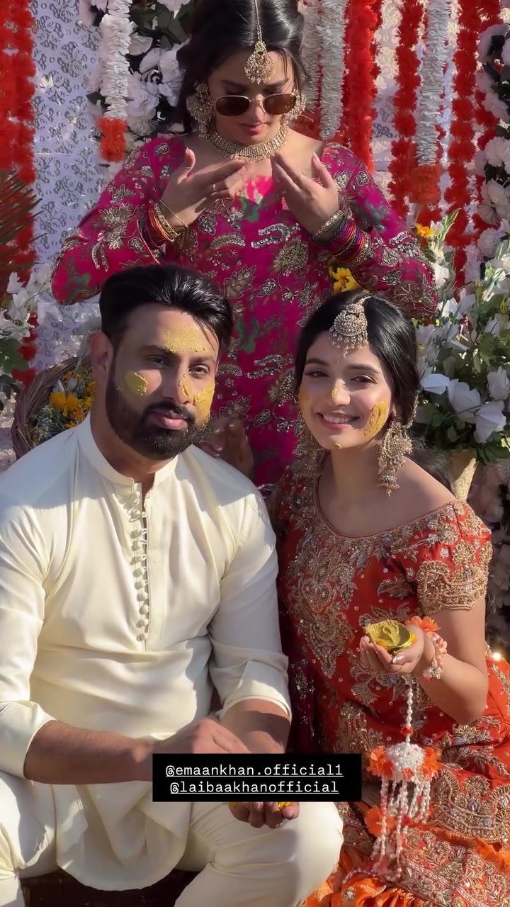 @showbizloverss