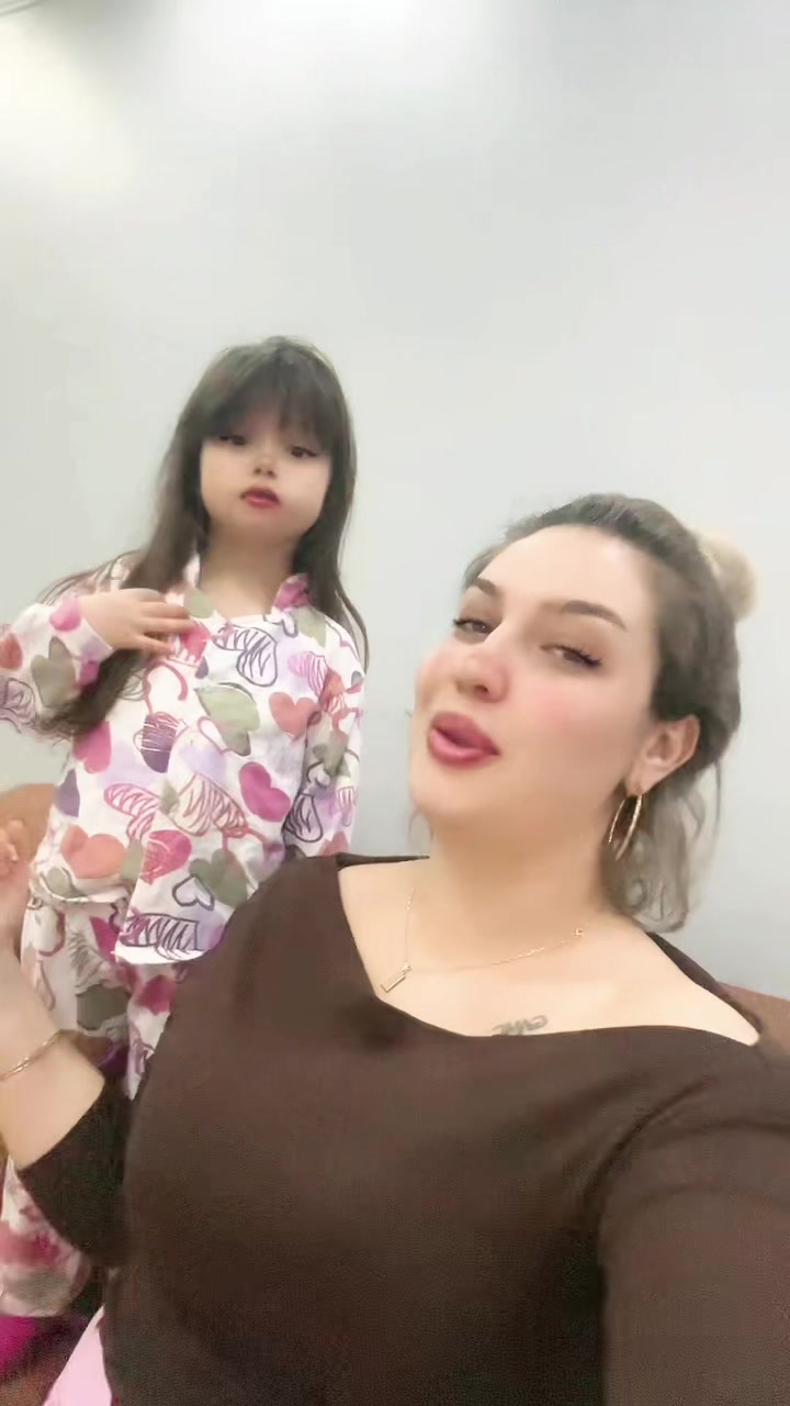 @🦋Eslina Alparslan👑