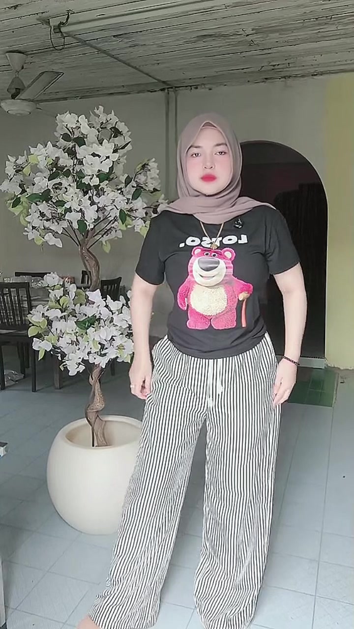 @E F A 🐼