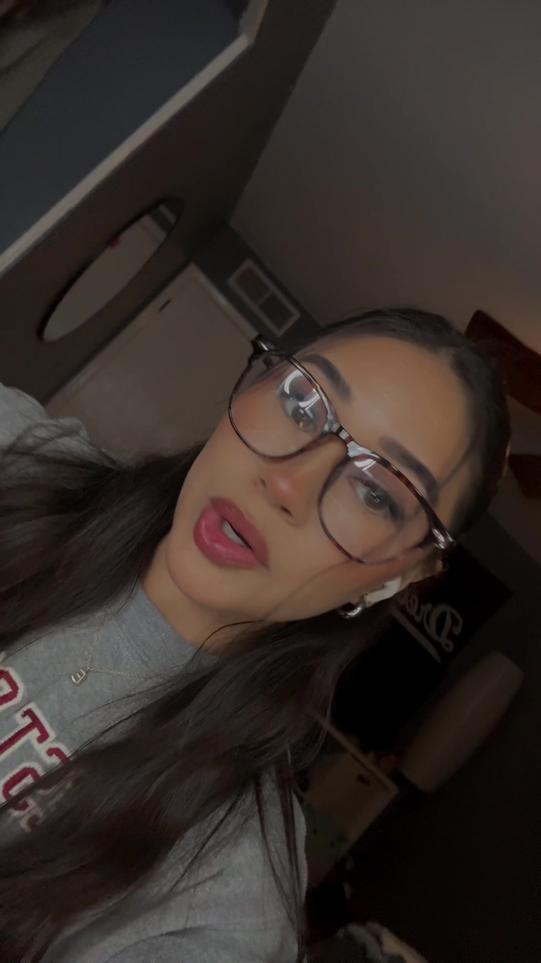 @anaika ✨