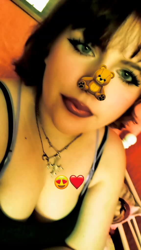 @ℓ&alpha;&eta;&alpha; 🦋🦖