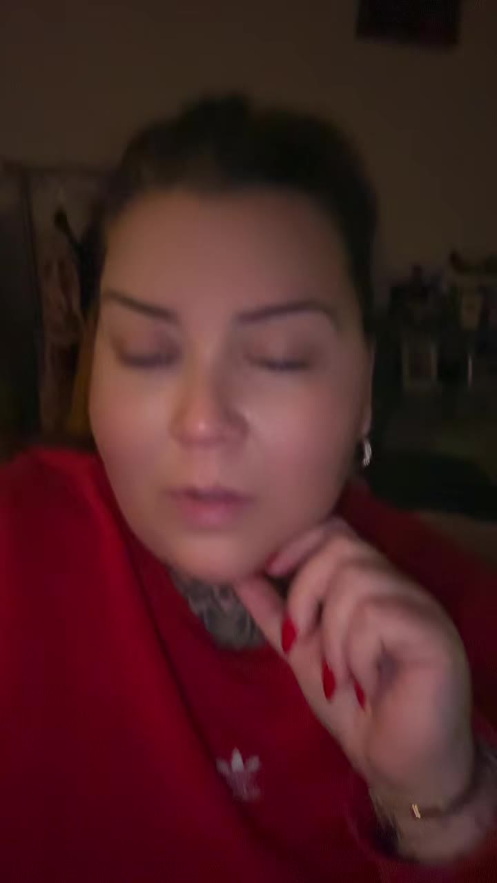 @Queen4ever1985
