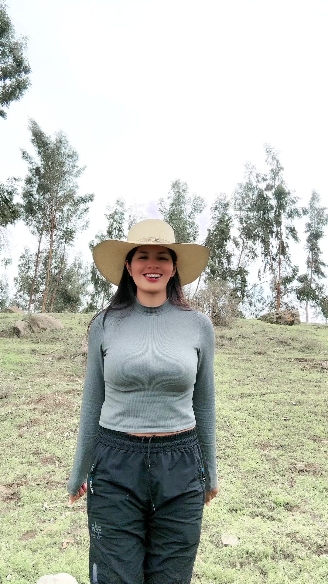 @Yuli 🏍️