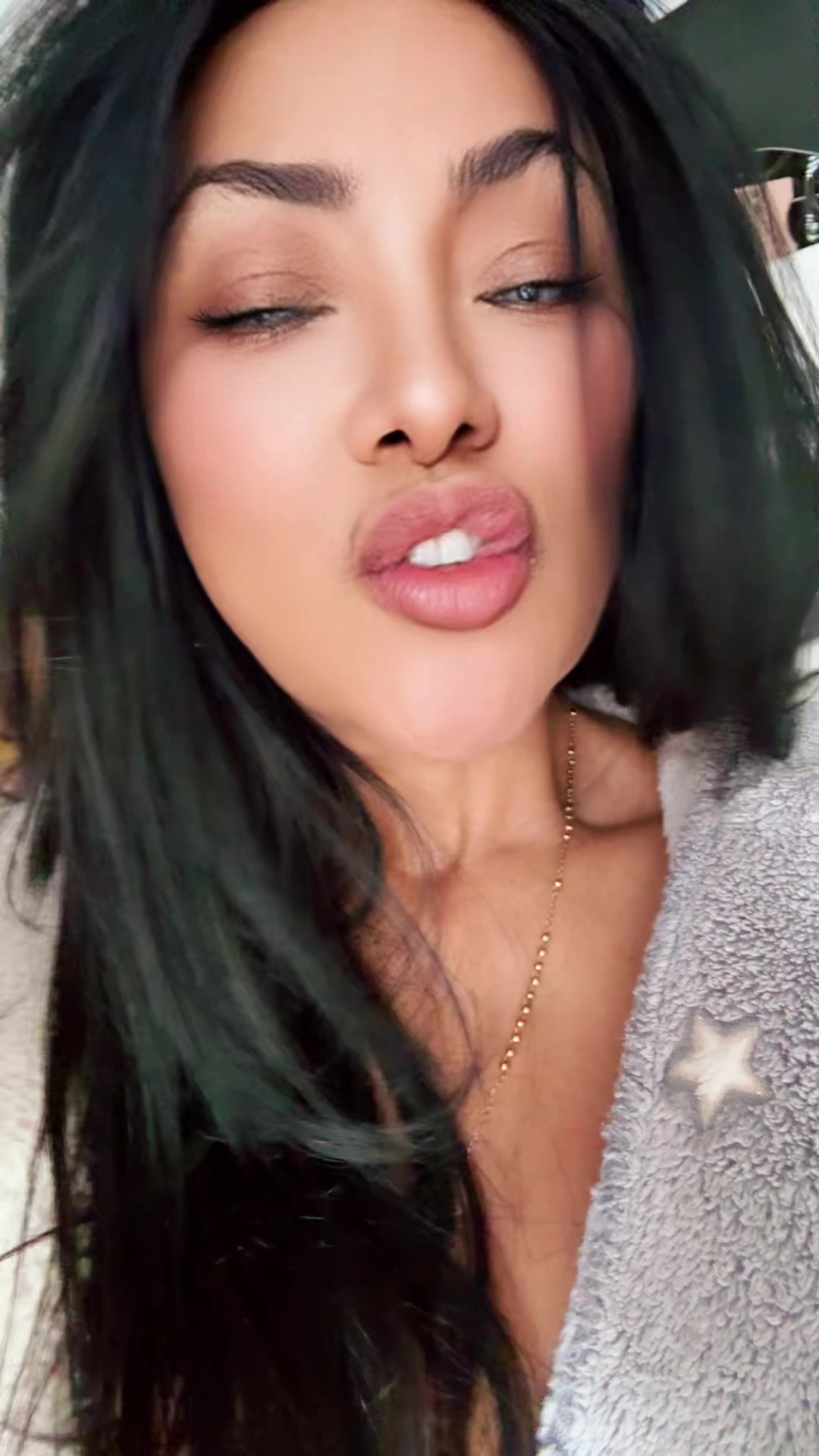 @Re🦋
