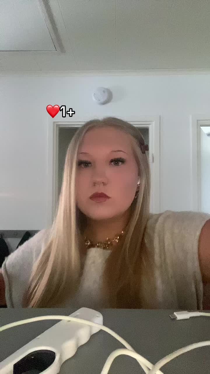 @elinwilhelmss0n