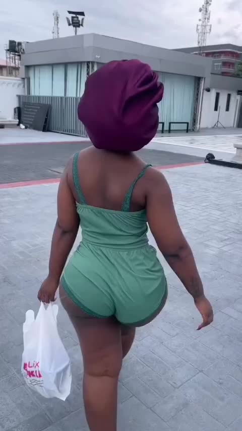 @Twerk Queen