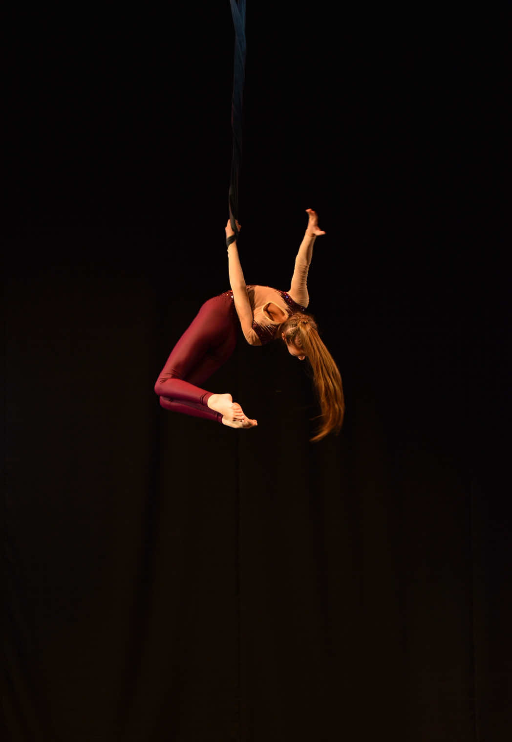 @🧚&zwj;♀️aerial gymnast🧚&zwj;♀️