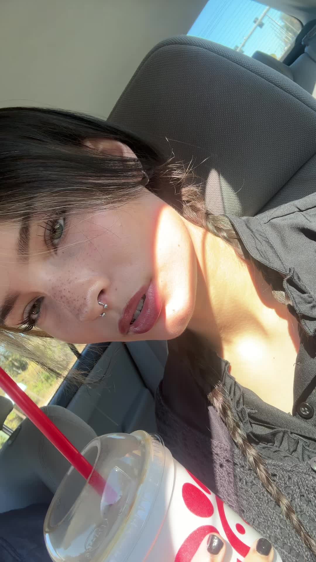 @:3