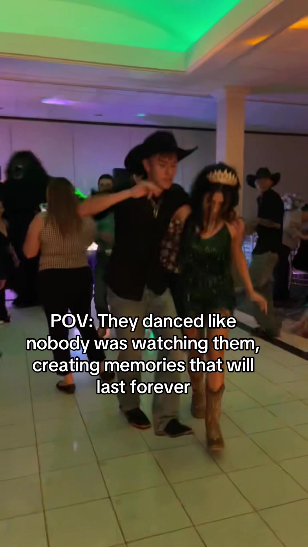 @Claudia Montano