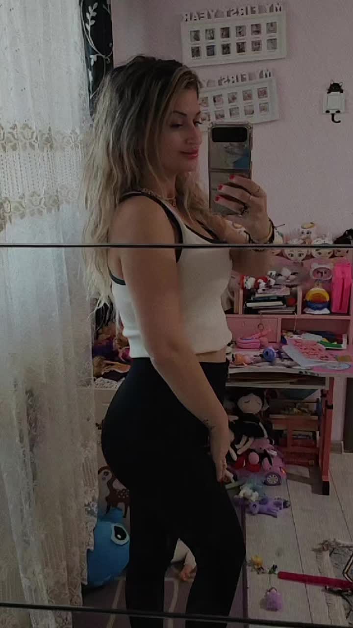 @Cătălina 👑
