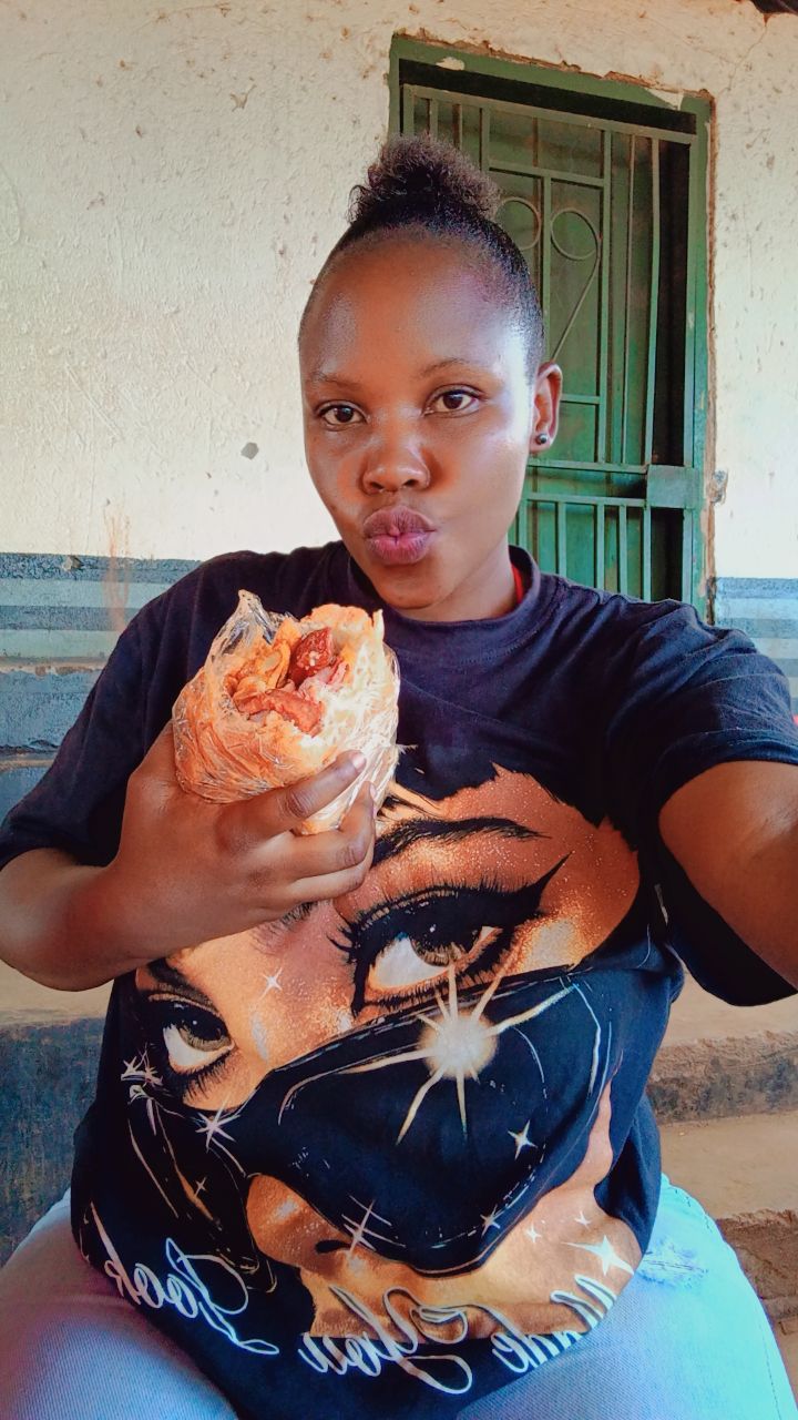 @Nikiwe.