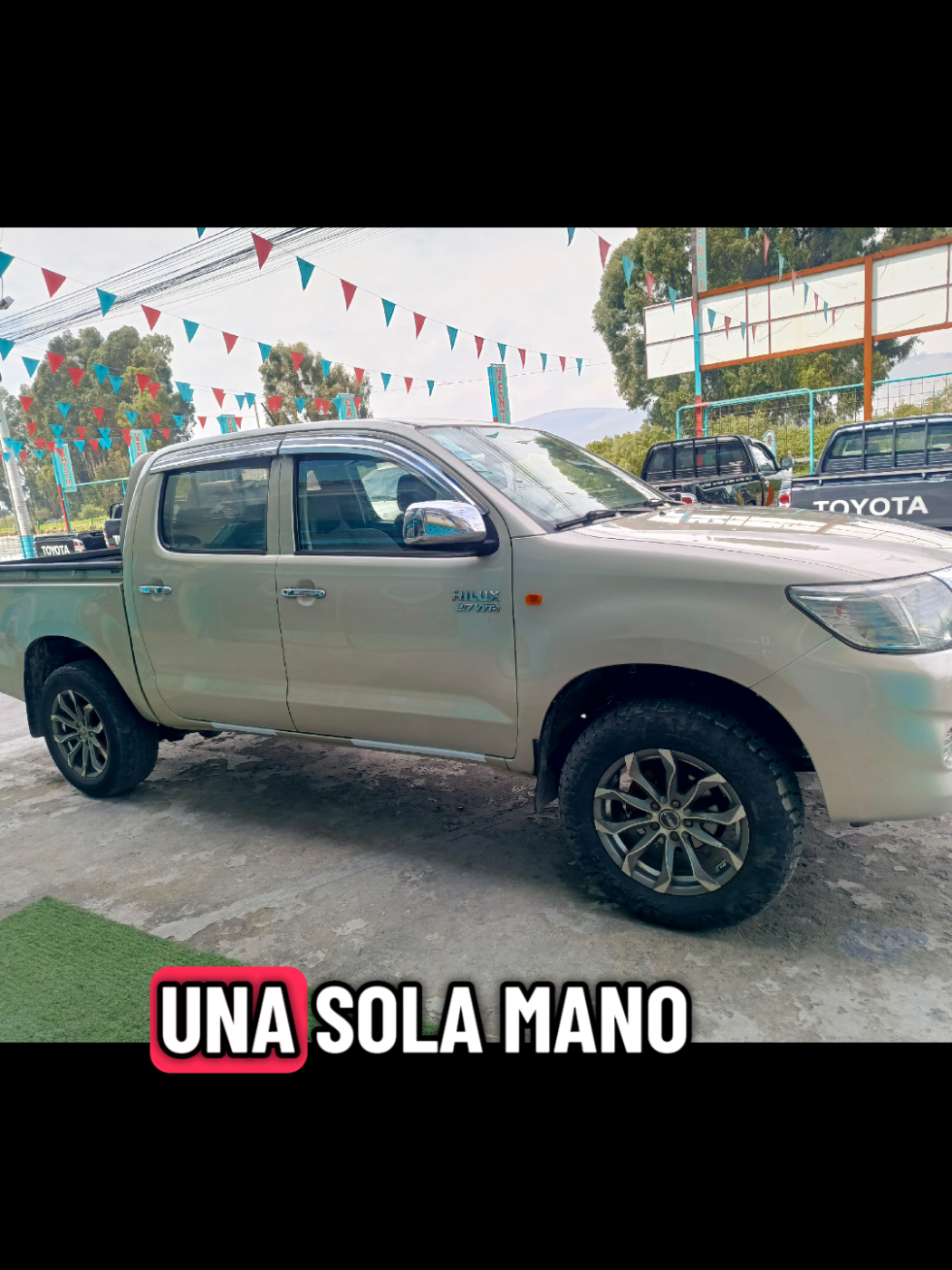 @AUTOMOTORES TACOS Y FAMILY
