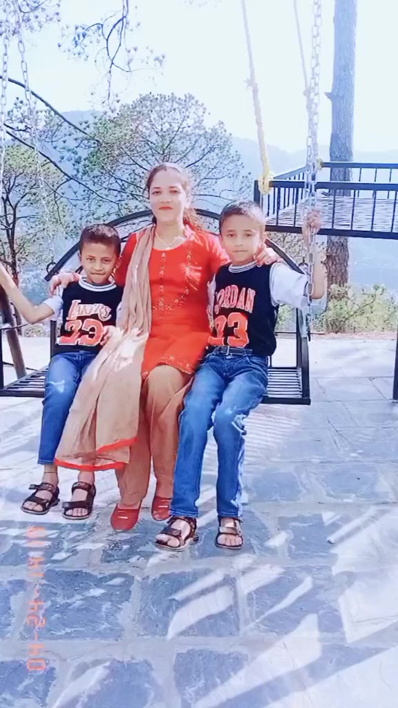 @kalpanakhatri