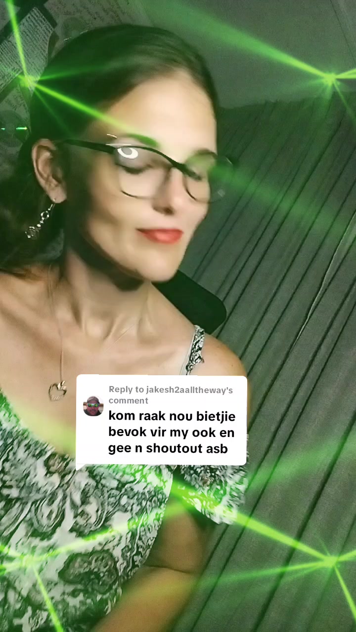 @Christi💚💜
