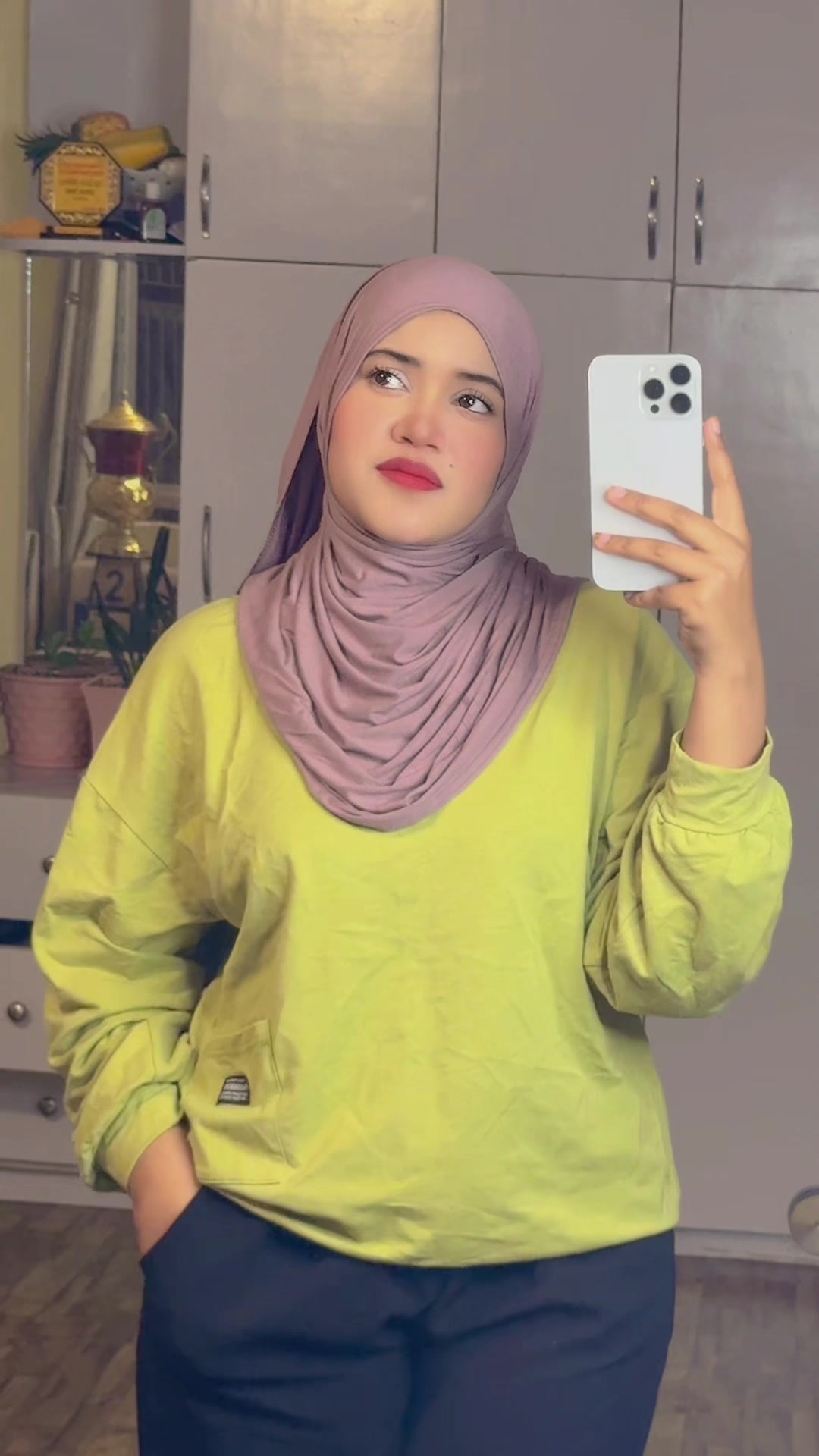 @zainab khan