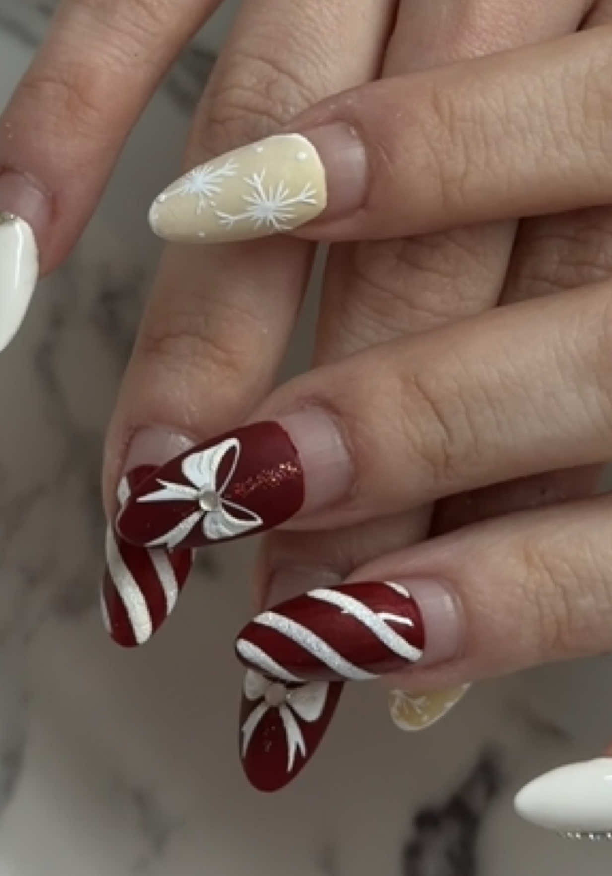 @Les ongles de Lyvie